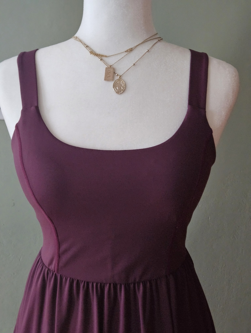HALARA Sleeveless Burgundy Midi Dress with Square Neck - Picture 6 of 9
